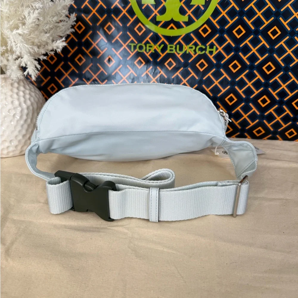 New, Tory Burch nylon summit belt bag with silver hardware - Picture 8 of 11